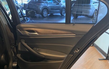 BMW 5 серия, 2018 год, 3 950 000 рублей, 16 фотография