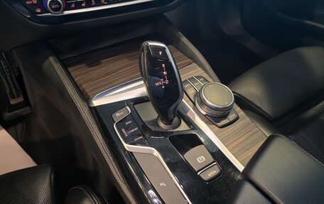 BMW 5 серия, 2018 год, 3 950 000 рублей, 23 фотография