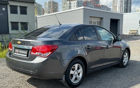 Chevrolet Cruze II, 2012 год, 595 000 рублей, 3 фотография
