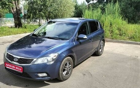 KIA cee'd I рестайлинг, 2010 год, 700 000 рублей, 1 фотография
