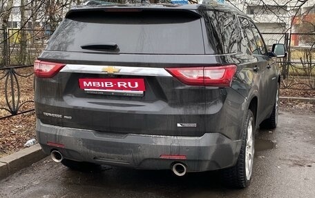 Chevrolet Traverse II, 2018 год, 3 100 000 рублей, 4 фотография