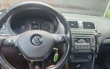 Volkswagen Polo VI (EU Market), 2017 год, 1 350 000 рублей, 10 фотография