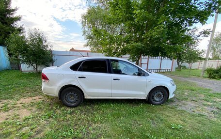 Volkswagen Polo VI (EU Market), 2010 год, 480 000 рублей, 3 фотография