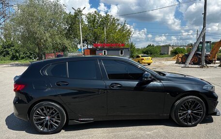 BMW 1 серия, 2019 год, 2 450 000 рублей, 3 фотография