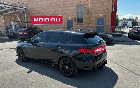 BMW 1 серия, 2019 год, 2 450 000 рублей, 10 фотография