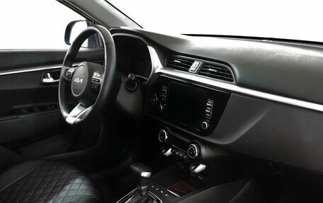 KIA Rio IV, 2021 год, 1 599 000 рублей, 12 фотография