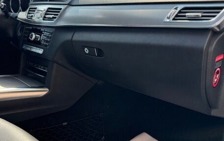 Mercedes-Benz E-Класс, 2013 год, 2 300 000 рублей, 32 фотография