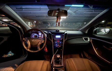 Hyundai i30 II рестайлинг, 2012 год, 800 000 рублей, 4 фотография