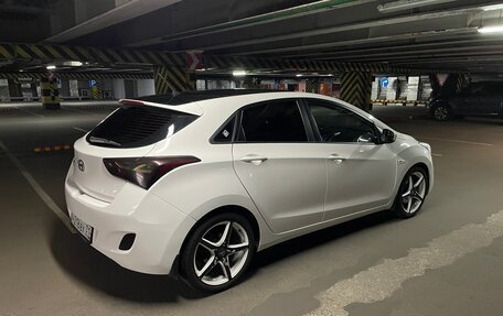 Hyundai i30 II рестайлинг, 2012 год, 800 000 рублей, 11 фотография