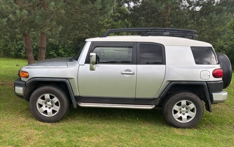 Toyota FJ Cruiser, 2007 год, 2 350 000 рублей, 3 фотография