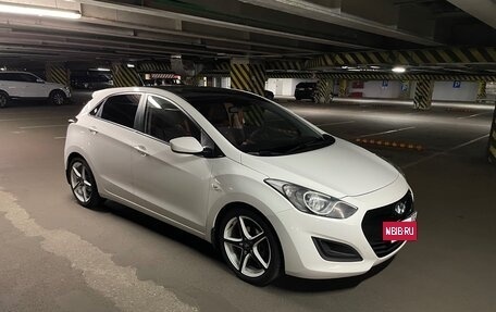 Hyundai i30 II рестайлинг, 2012 год, 800 000 рублей, 13 фотография