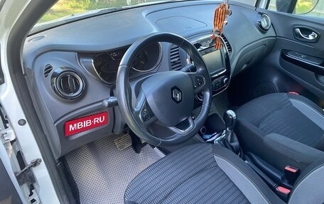 Renault Kaptur I рестайлинг, 2016 год, 1 385 000 рублей, 5 фотография