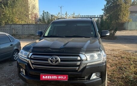 Toyota Land Cruiser 200, 2016 год, 4 900 000 рублей, 1 фотография