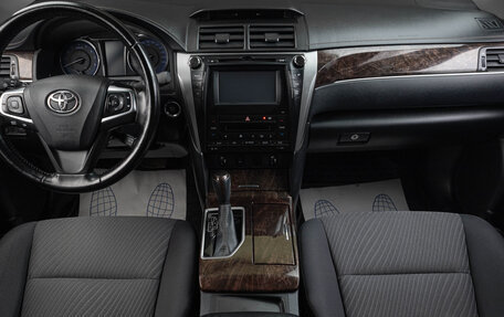 Toyota Camry, 2015 год, 1 769 000 рублей, 8 фотография