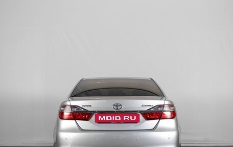 Toyota Camry, 2015 год, 1 769 000 рублей, 6 фотография