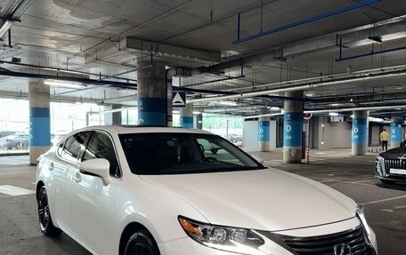 Lexus ES VII, 2015 год, 2 500 000 рублей, 1 фотография