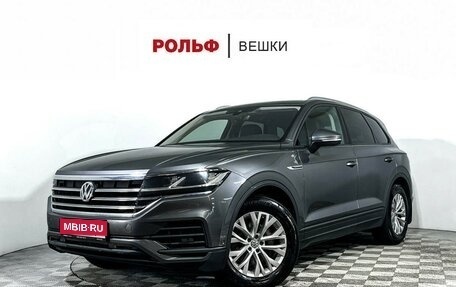 Volkswagen Touareg III, 2019 год, 4 297 000 рублей, 1 фотография
