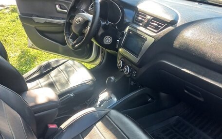 KIA Rio III рестайлинг, 2013 год, 770 000 рублей, 10 фотография