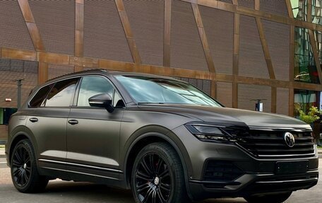 Volkswagen Touareg III, 2019 год, 4 400 000 рублей, 2 фотография