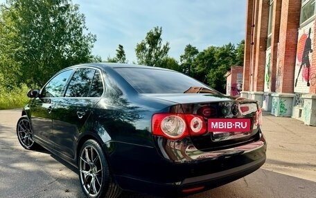 Volkswagen Jetta VI, 2006 год, 650 000 рублей, 6 фотография