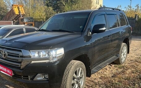 Toyota Land Cruiser 200, 2016 год, 4 900 000 рублей, 3 фотография