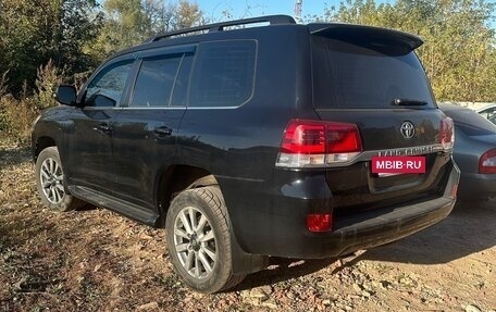 Toyota Land Cruiser 200, 2016 год, 4 900 000 рублей, 5 фотография