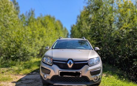 Renault Sandero II рестайлинг, 2018 год, 1 180 000 рублей, 2 фотография