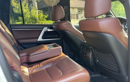 Toyota Land Cruiser 200, 2016 год, 6 500 000 рублей, 11 фотография