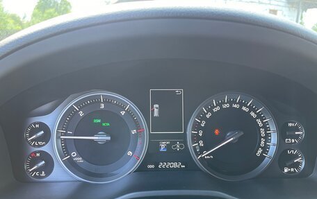 Toyota Land Cruiser 200, 2016 год, 6 500 000 рублей, 23 фотография