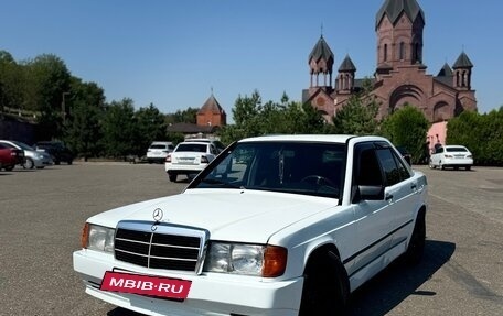 Mercedes-Benz 190 (W201), 1983 год, 340 000 рублей, 24 фотография