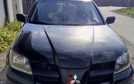 Mitsubishi Outlander III рестайлинг 3, 2003 год, 575 000 рублей, 2 фотография