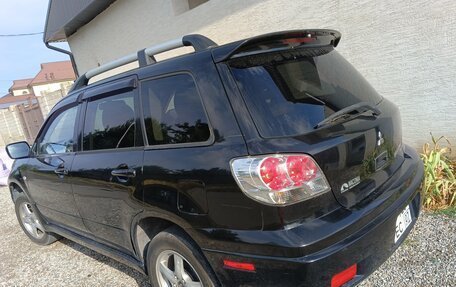Mitsubishi Outlander III рестайлинг 3, 2003 год, 575 000 рублей, 3 фотография