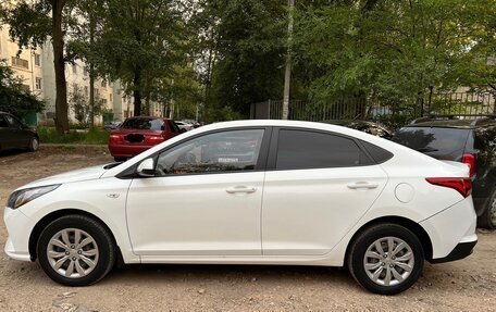 Hyundai Solaris II рестайлинг, 2020 год, 1 450 000 рублей, 4 фотография
