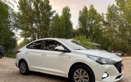 Hyundai Solaris II рестайлинг, 2020 год, 1 450 000 рублей, 3 фотография