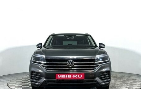 Volkswagen Touareg III, 2019 год, 4 297 000 рублей, 2 фотография