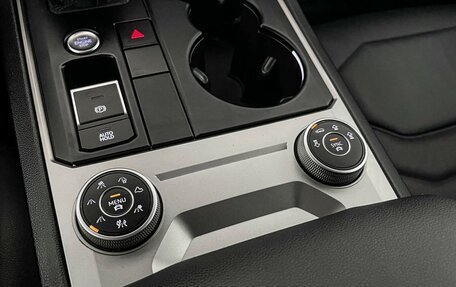 Volkswagen Touareg III, 2019 год, 4 297 000 рублей, 14 фотография