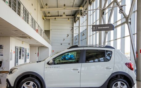Renault Sandero II рестайлинг, 2019 год, 1 198 000 рублей, 4 фотография