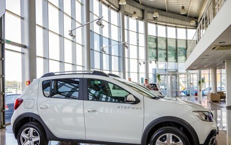 Renault Sandero II рестайлинг, 2019 год, 1 198 000 рублей, 8 фотография