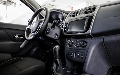 Renault Sandero II рестайлинг, 2019 год, 1 198 000 рублей, 15 фотография