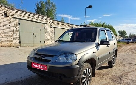 Chevrolet Niva I рестайлинг, 2016 год, 600 000 рублей, 1 фотография