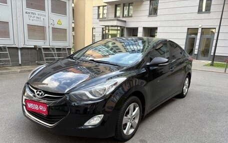 Hyundai Elantra V, 2012 год, 1 040 000 рублей, 1 фотография