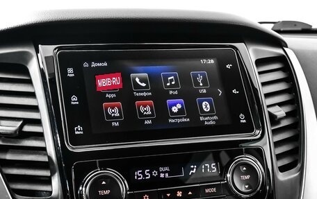 Mitsubishi Pajero Sport III рестайлинг, 2017 год, 2 667 000 рублей, 20 фотография