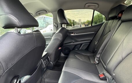 Toyota Camry, 2021 год, 3 300 000 рублей, 7 фотография