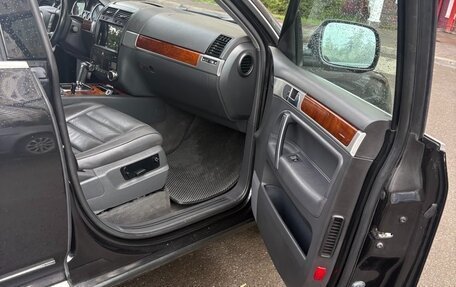 Volkswagen Touareg III, 2006 год, 970 000 рублей, 5 фотография