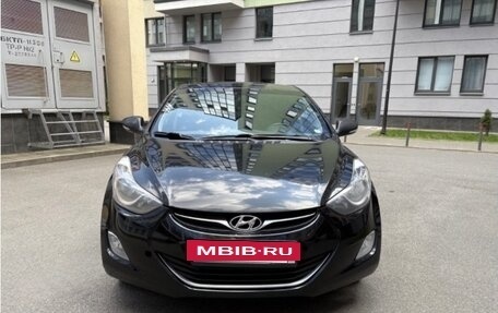 Hyundai Elantra V, 2012 год, 1 040 000 рублей, 2 фотография