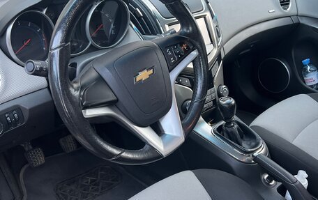 Chevrolet Cruze II, 2014 год, 840 000 рублей, 3 фотография