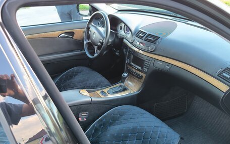 Mercedes-Benz E-Класс, 2008 год, 1 400 000 рублей, 4 фотография