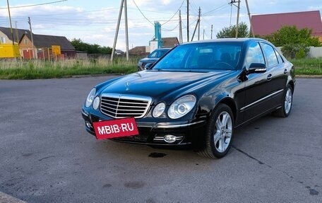 Mercedes-Benz E-Класс, 2008 год, 1 400 000 рублей, 10 фотография