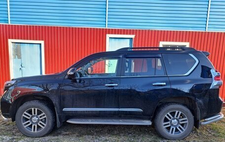 Toyota Land Cruiser Prado 150 рестайлинг 2, 2015 год, 6 500 000 рублей, 2 фотография