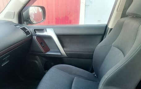 Toyota Land Cruiser Prado 150 рестайлинг 2, 2015 год, 6 500 000 рублей, 8 фотография